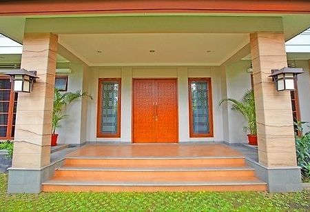 Rumah Aca Bandung Esterno foto
